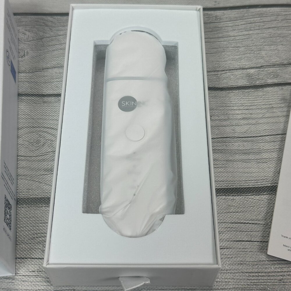 Skin Inc. Deepcare Flash Facial Spatula - Picture 6 of 13